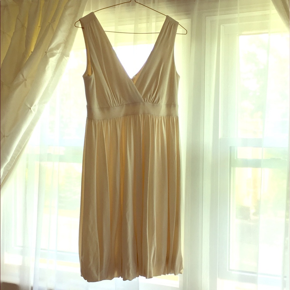 Gorgeous white dress!