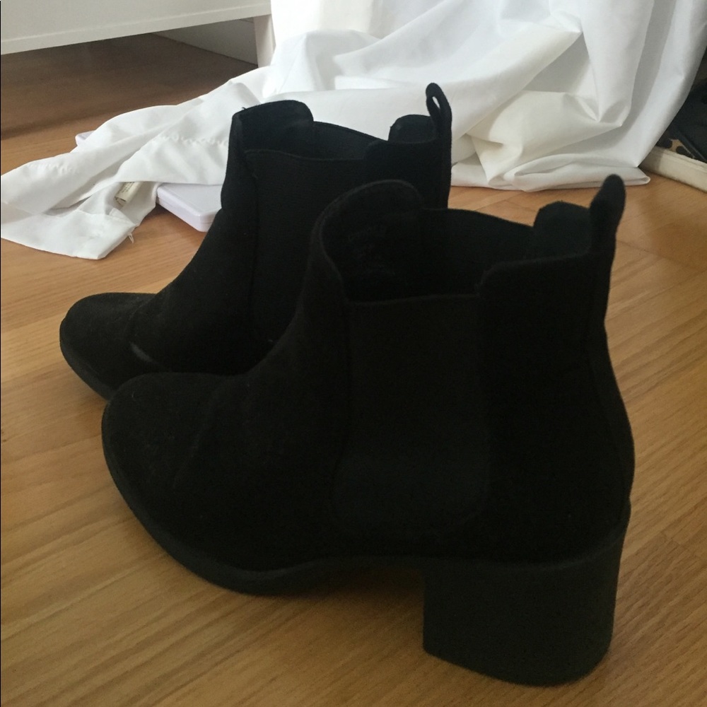 Black H&M Booties Size 39