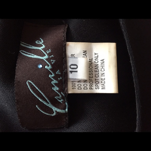 Elegant side slit Camille dress - Picture 4 of 4