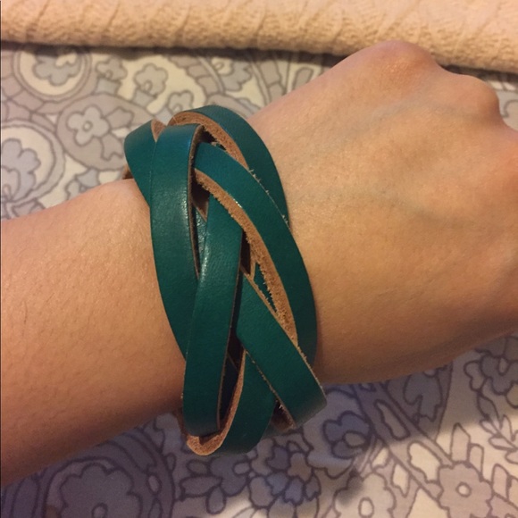 Leather bracelet - Picture 2 of 2