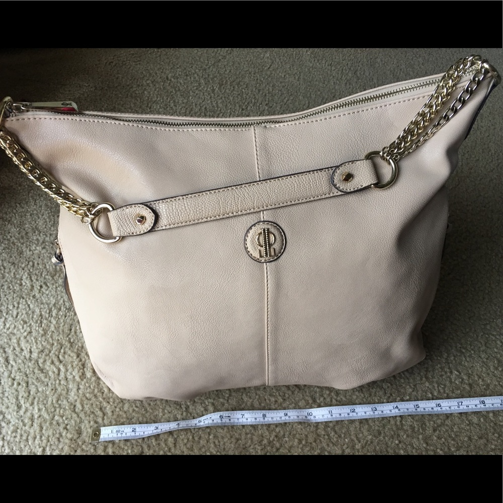Jennifer Lopez Handbag in New-Condition.