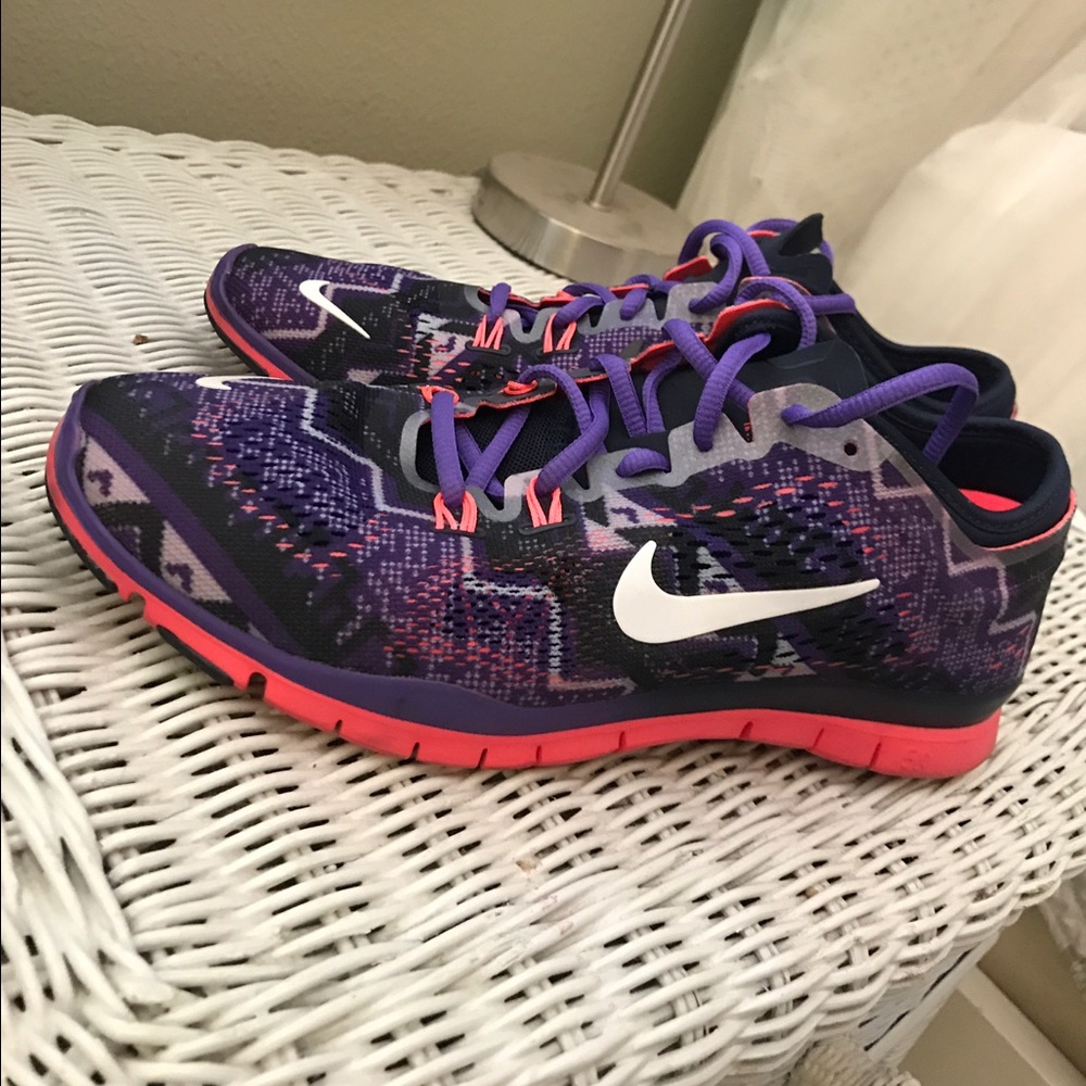 Women Nike free 5.0