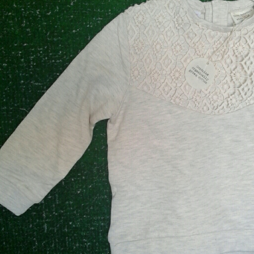 Brand new Zara girls sweet sweater