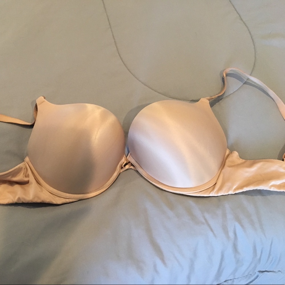 Victoria Secret Bombshell Plunge Bra