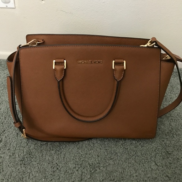 Michael Kors Selma Large Leather Satchel - Picture 1 of 3