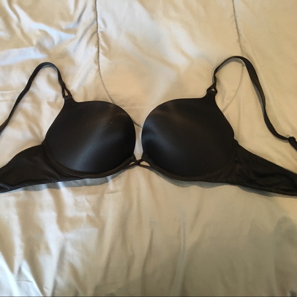 Victoria Secret Bombshell Plunge Bra