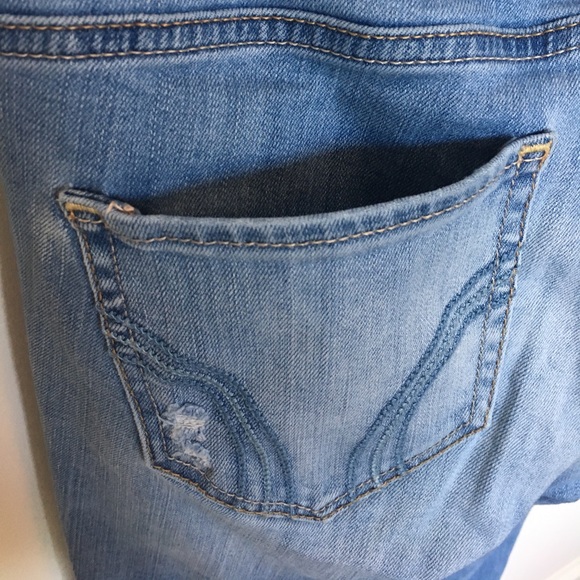 Ripped BootCut Jeans - Picture 5 of 5