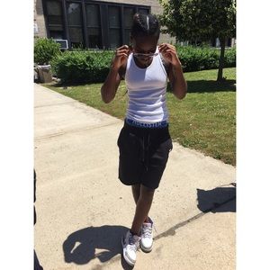 Meet your Posher, Armanee