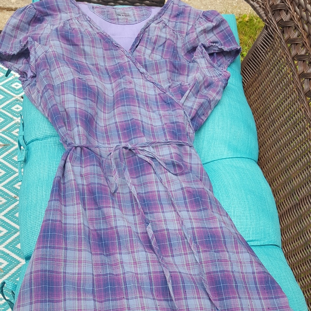 Converse wrap dress