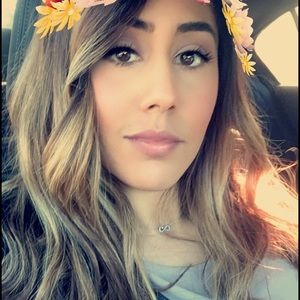 Meet your Posher, Maribel