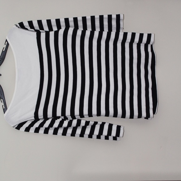 Classy Jones New York Shirt - Picture 2 of 2