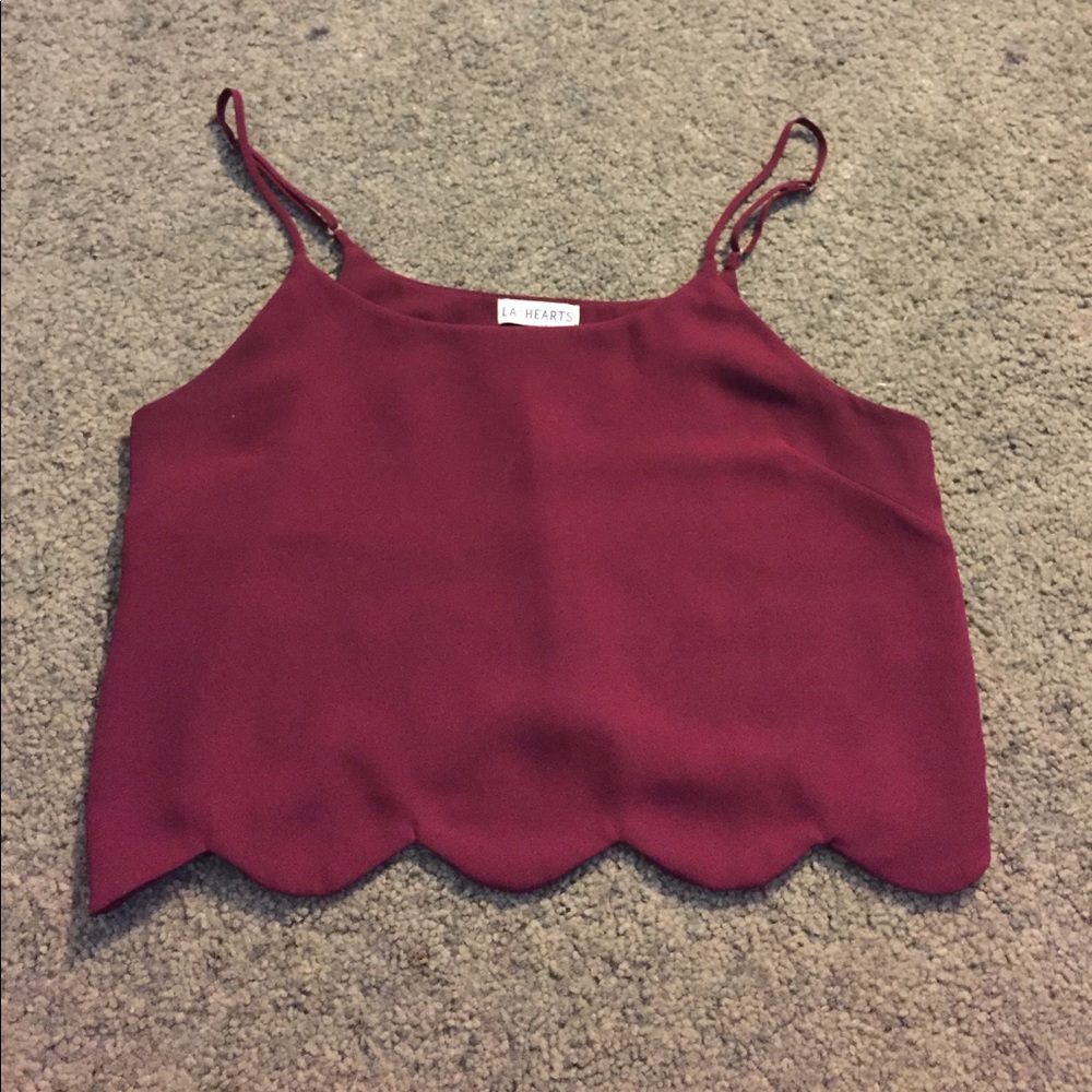 Maroon scalloped crop top