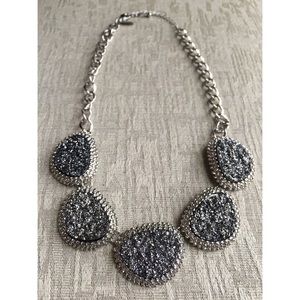 New York & Company short silver stone necklace