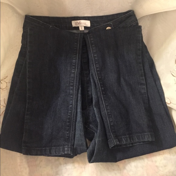 Navy Blue Jeans - Picture 3 of 4