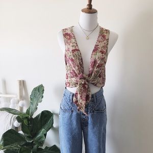 Vintage Sleeveless Floral Vest Blouse
