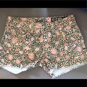 Miss Me shorts