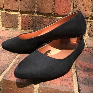 H&M black flats size 8.5 (40) GREAT CONDITION