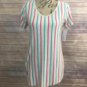 lularoe classic  tee