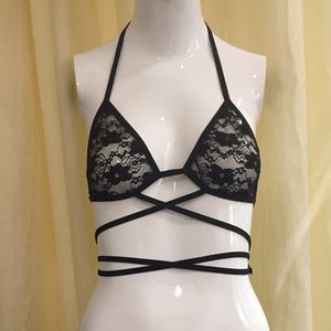 Women's lace bralette with panties included