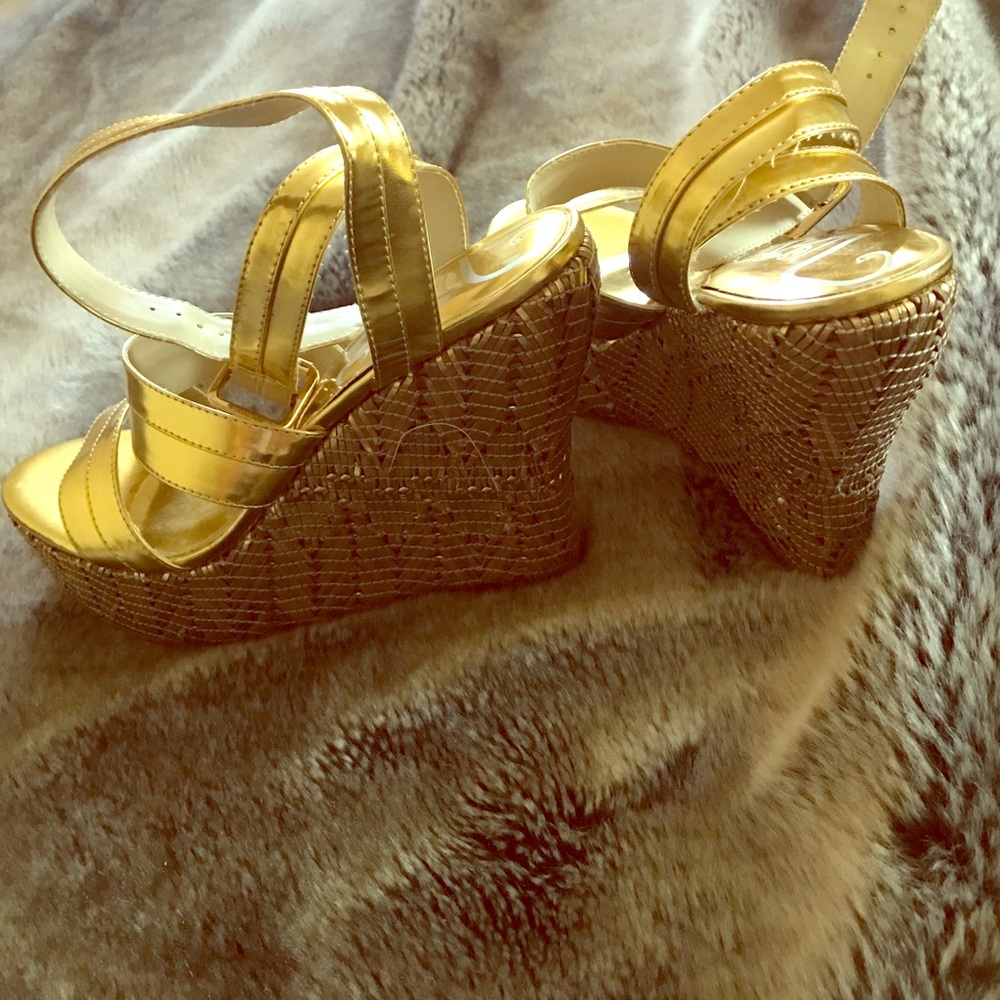 Gold Platform Sandles