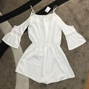 Cold shoulder romper with lace details