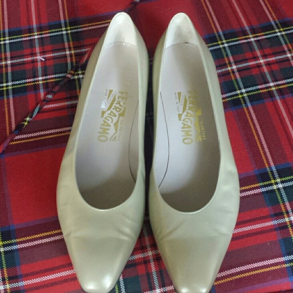 Salvatore Ferragamo flats - Picture 3 of 3