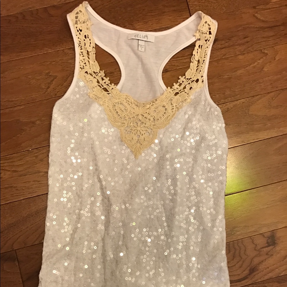 Sparkling tank top size small