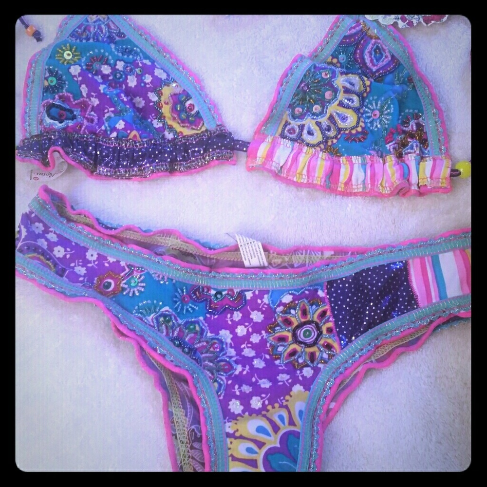 Swimming  suit!!