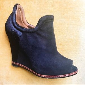 Sam Edelman Wythe Wedge Black Booties