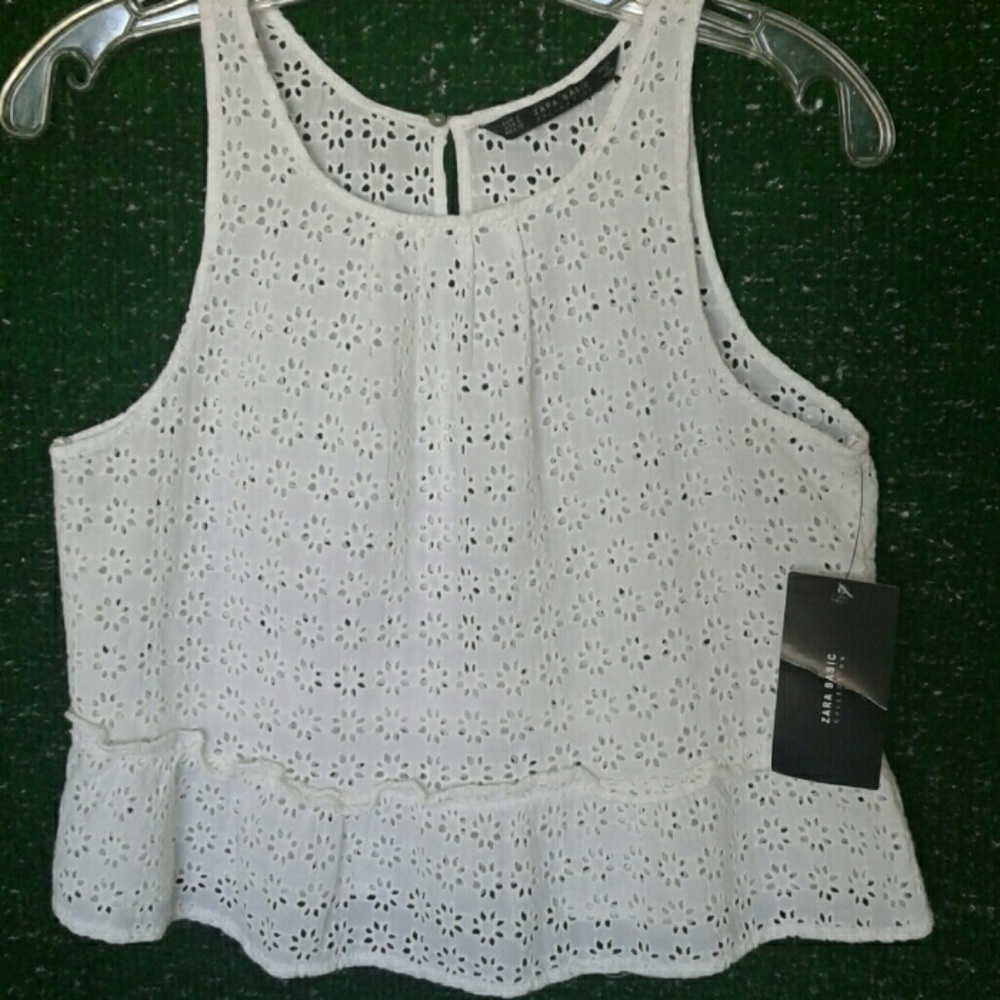 Brand new Zara basic flower cutout top