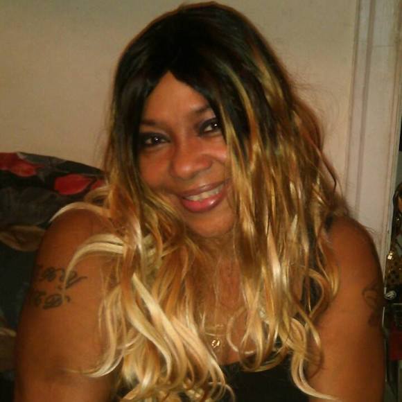 Meet your Posher, Cassandra - Picture 1 of 1