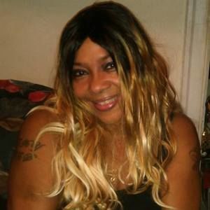 Meet your Posher, Cassandra