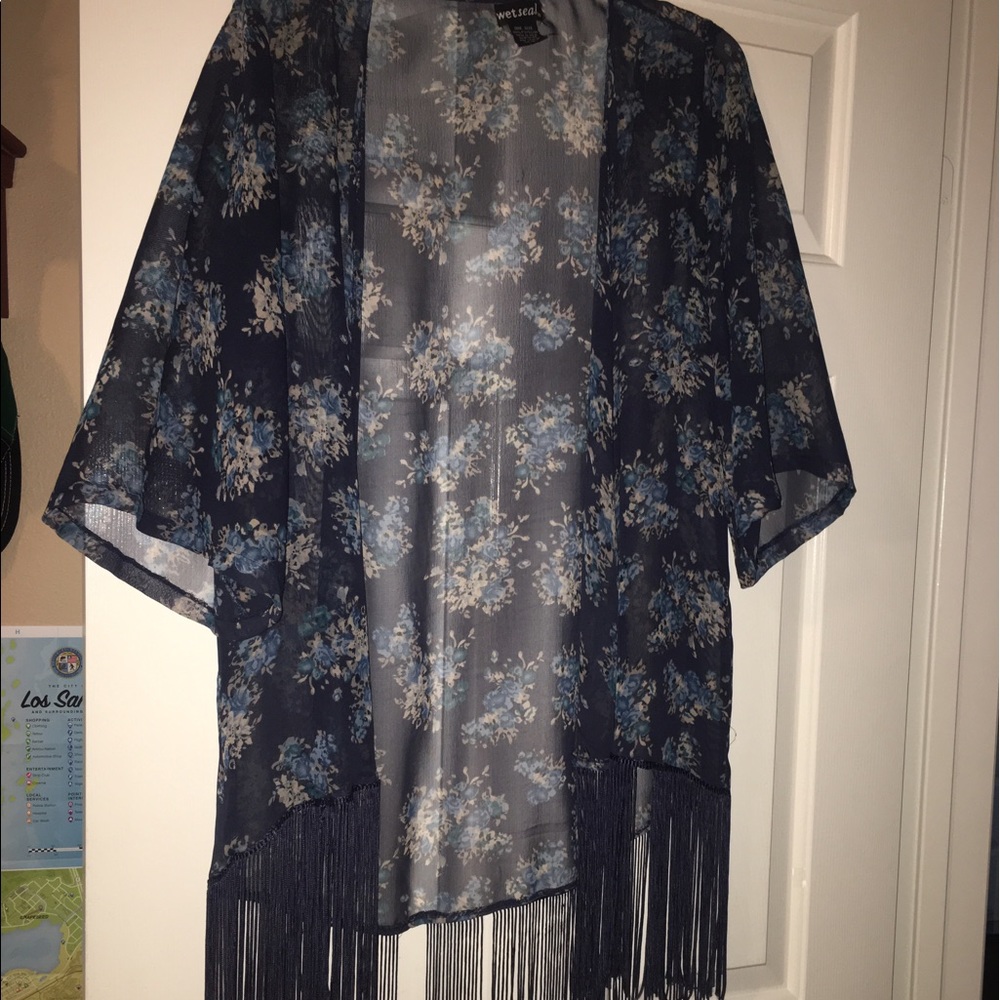 Wet Seal navy blue floral kimono!