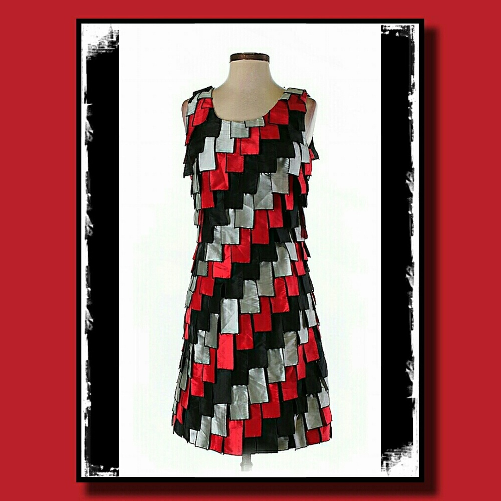 NWT, UNIQUE, STATEMENT DRESS!