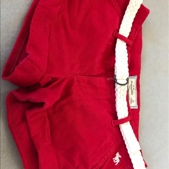ABERCROMBIE & FITCH red shorts girls size 14 - Picture 2 of 2