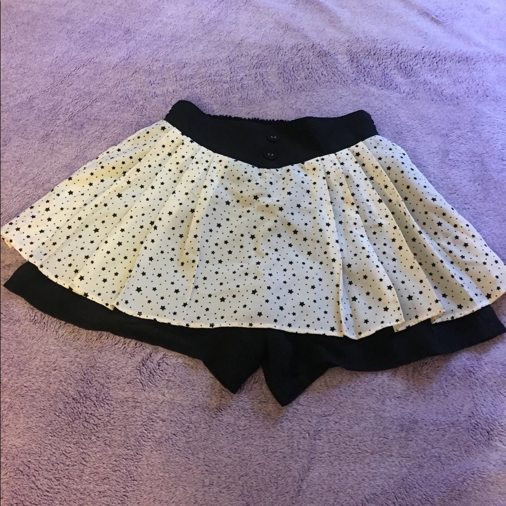 NWOT Inner petit shorts skirt
