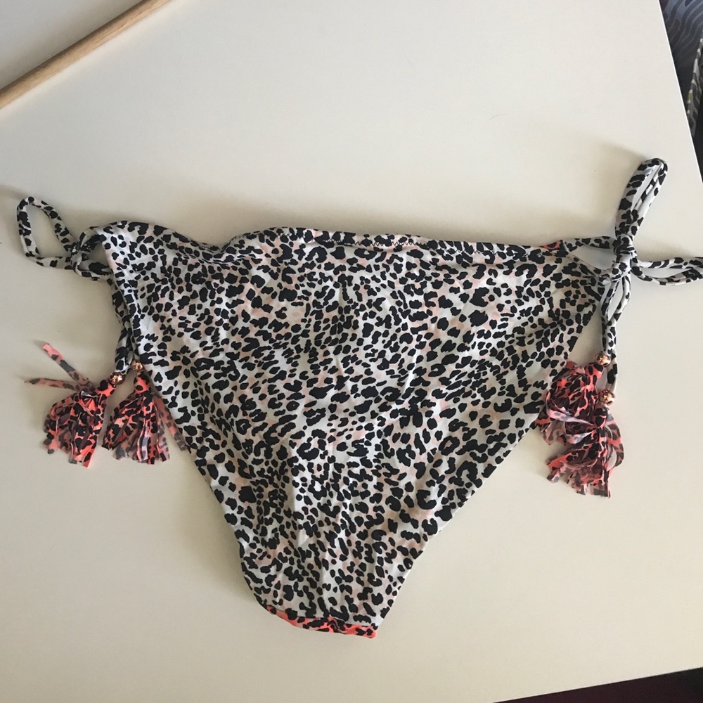 Leopard bikini bottom - Picture 3 of 3