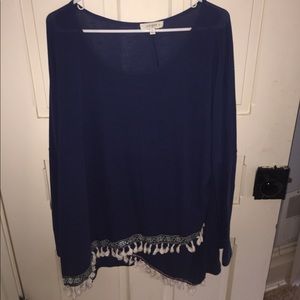Blue long sleeve top with tasseling!