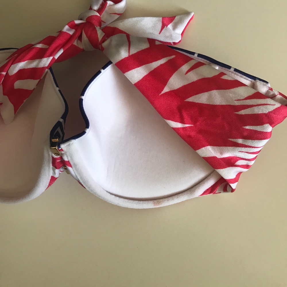 🇺🇸VS red white blue bikini top July 4th - Picture 3 of 5
