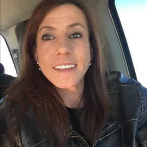 Meet your Posher, Beverly