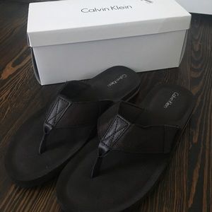 NWT Calvin Klein Brown Men's Flip Flops