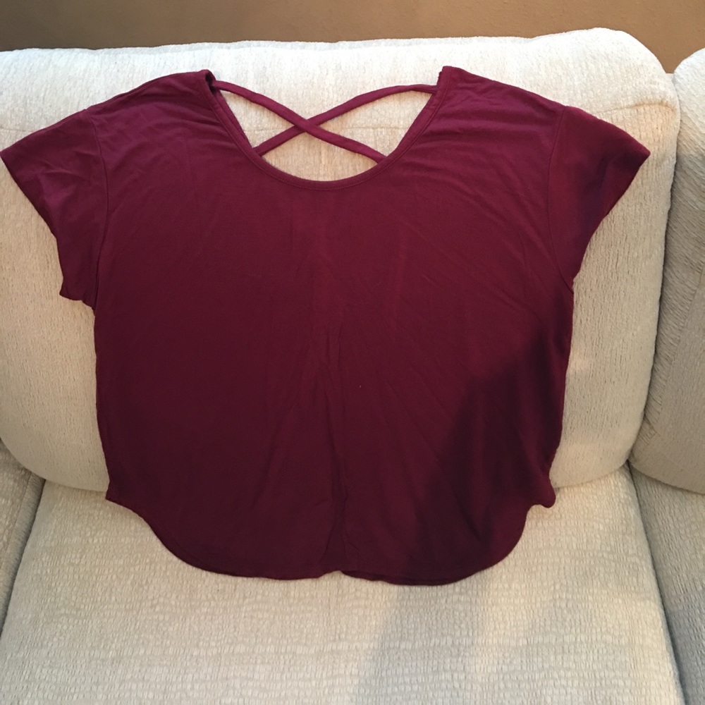 Burgundy, loose fitting tshirt