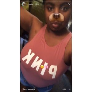 Meet your Posher, Chanel