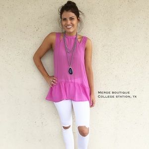 🎉HP🎉Magenta top with cut outs 💕