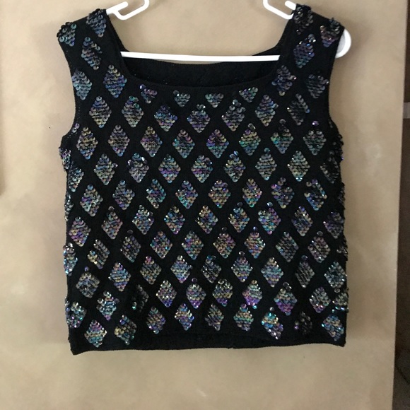 Hasn't Knit black vest - Picture 2 of 2