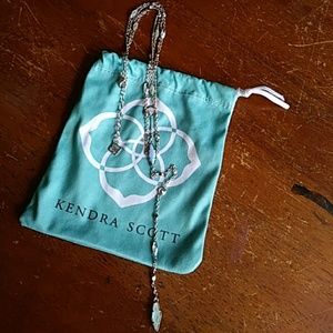 Kendra Scott beautiful necklace