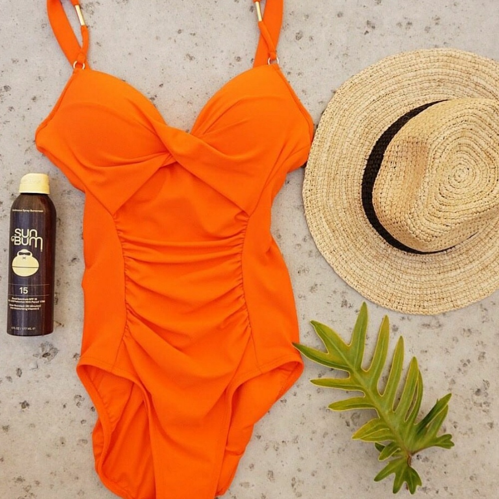 Robin Piccone onepiece