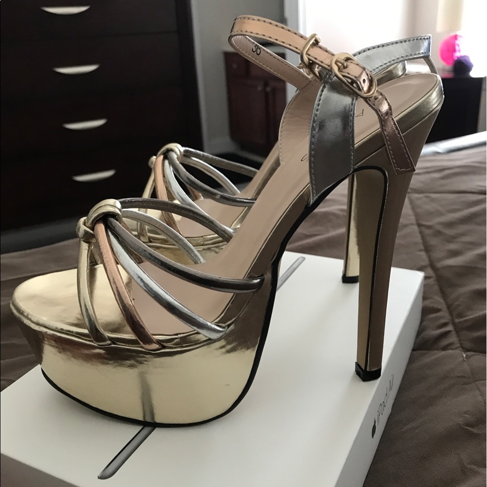 Platform heel sandals