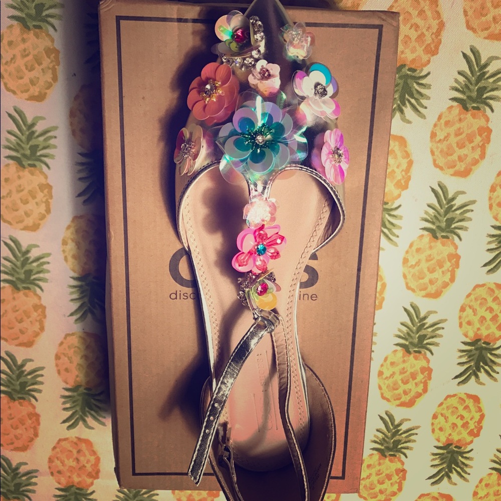 11w Asos Flats