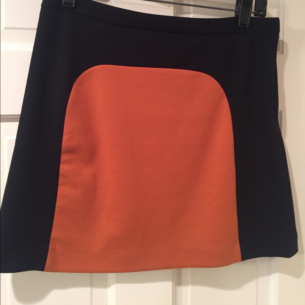 Adorable colorblock mini skirt